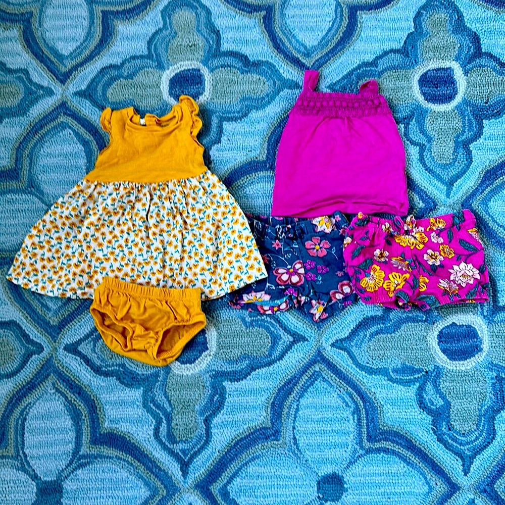 Bundle of Carter’s summer outfits